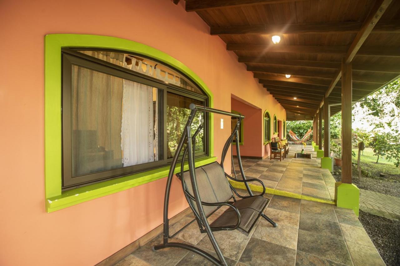 "Hana'S Celeste Retreat" Large Modern Villa Sleeps 6 On 20 Acres Of Nature! Бійягуа Екстер'єр фото